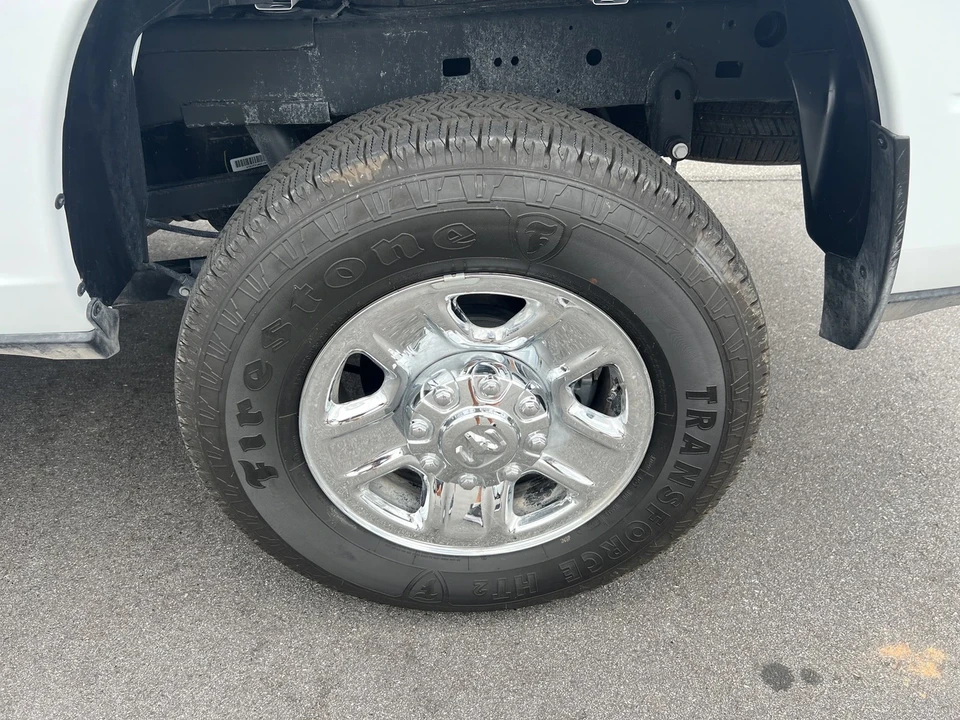 2025 Ram 2500 - Image 10 of 12