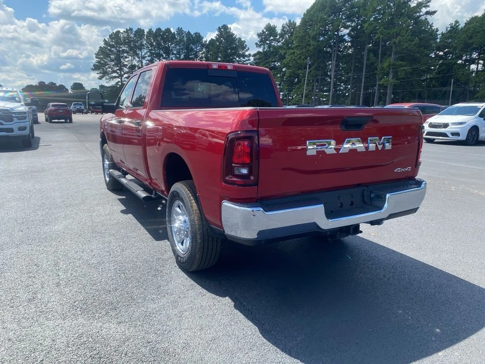 2025 Ram 2500 - Image 7 of 12