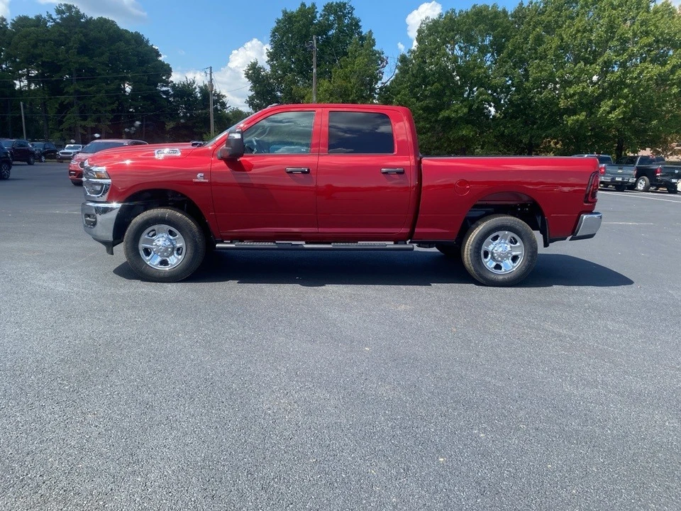 2025 Ram 2500 - Image 8 of 12