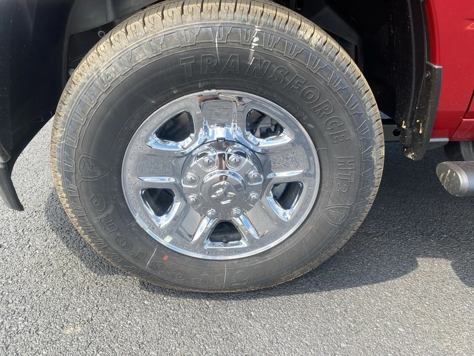 2025 Ram 2500 - Image 9 of 12