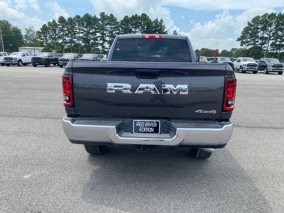 2025 Ram 2500 - Image 6 of 12
