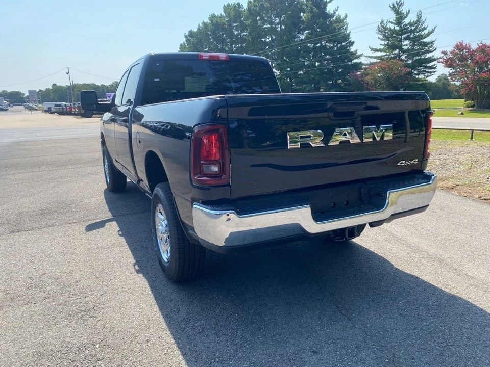 2025 Ram 2500 - Image 7 of 12