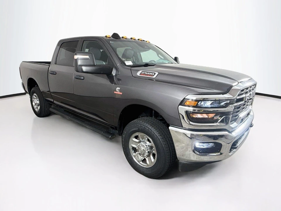 2025 Ram 2500 - Image 8 of 31
