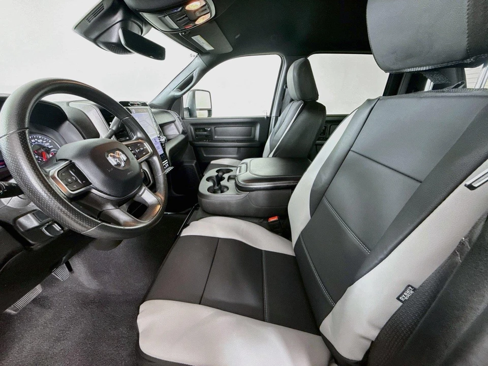 2025 Ram 2500 - Image 11 of 31