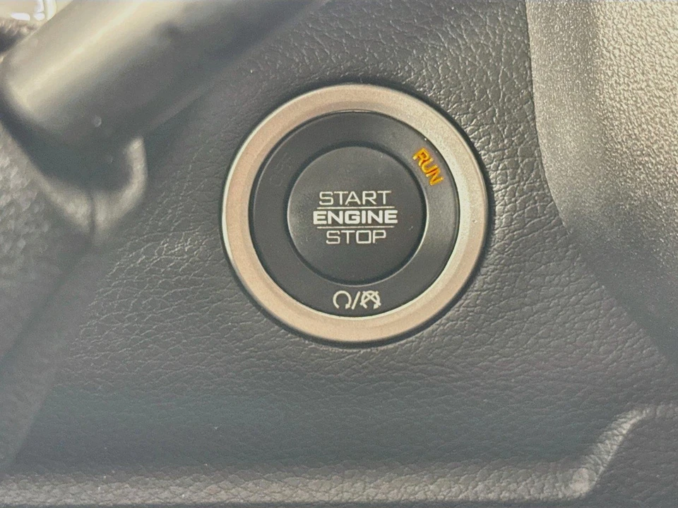 2025 Ram 2500 - Image 23 of 31