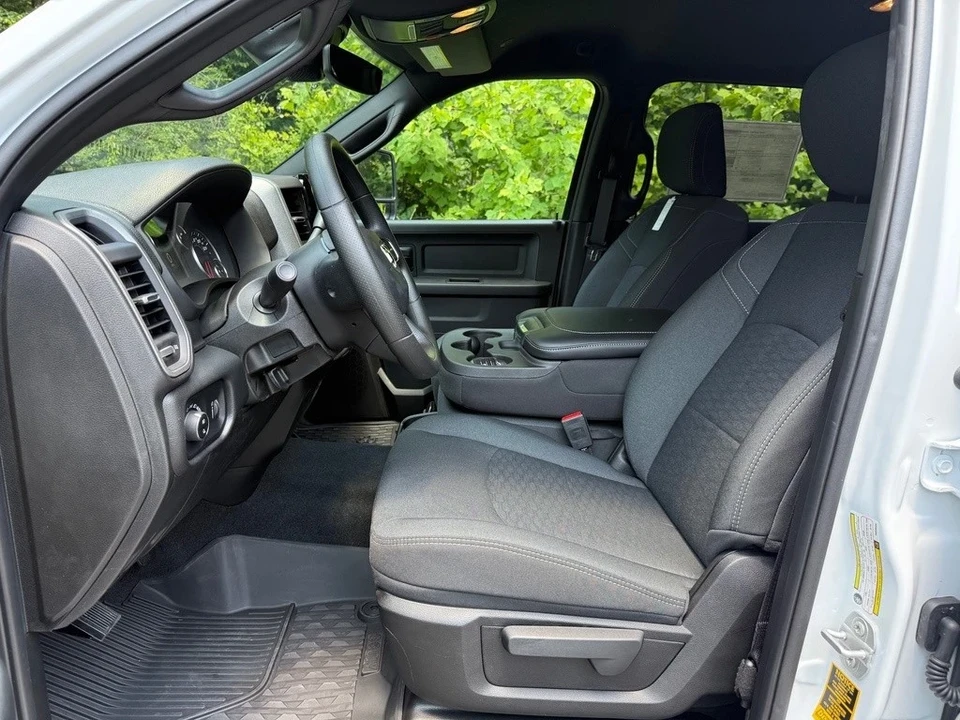 2025 Ram 2500 - Image 14 of 21