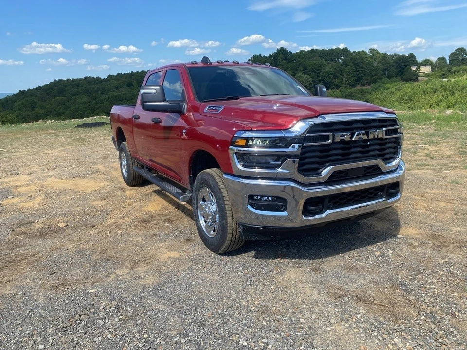 2025 Ram 2500 - Image 3 of 12