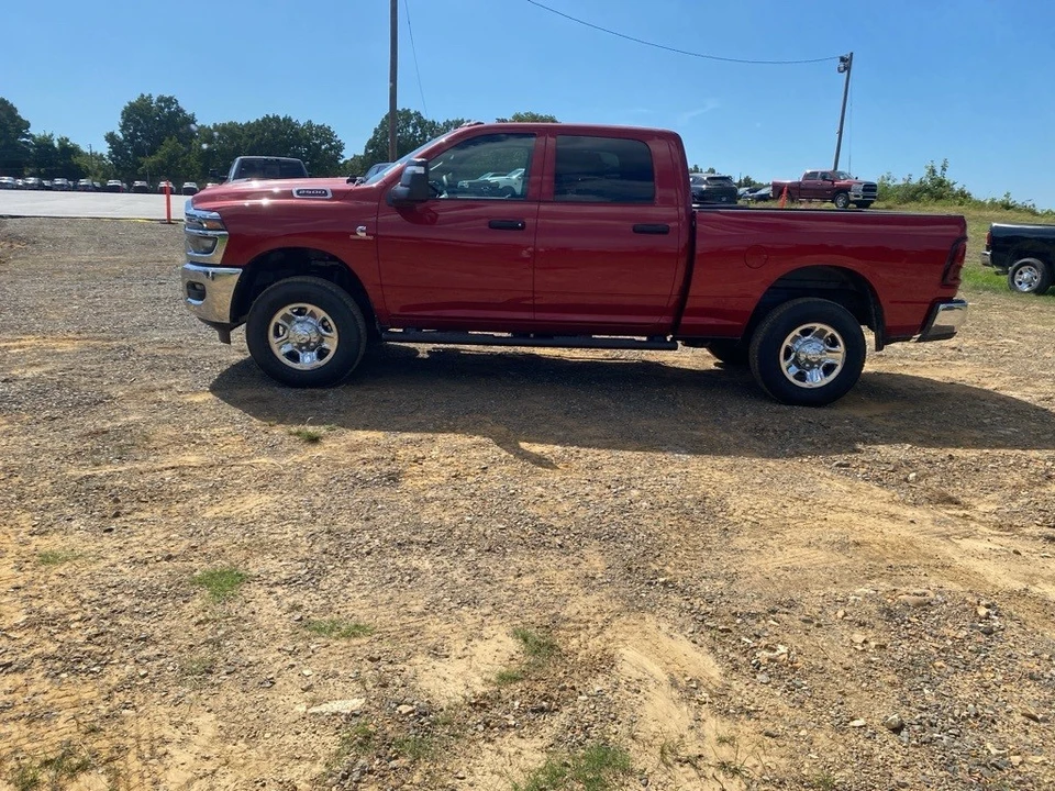 2025 Ram 2500 - Image 8 of 12