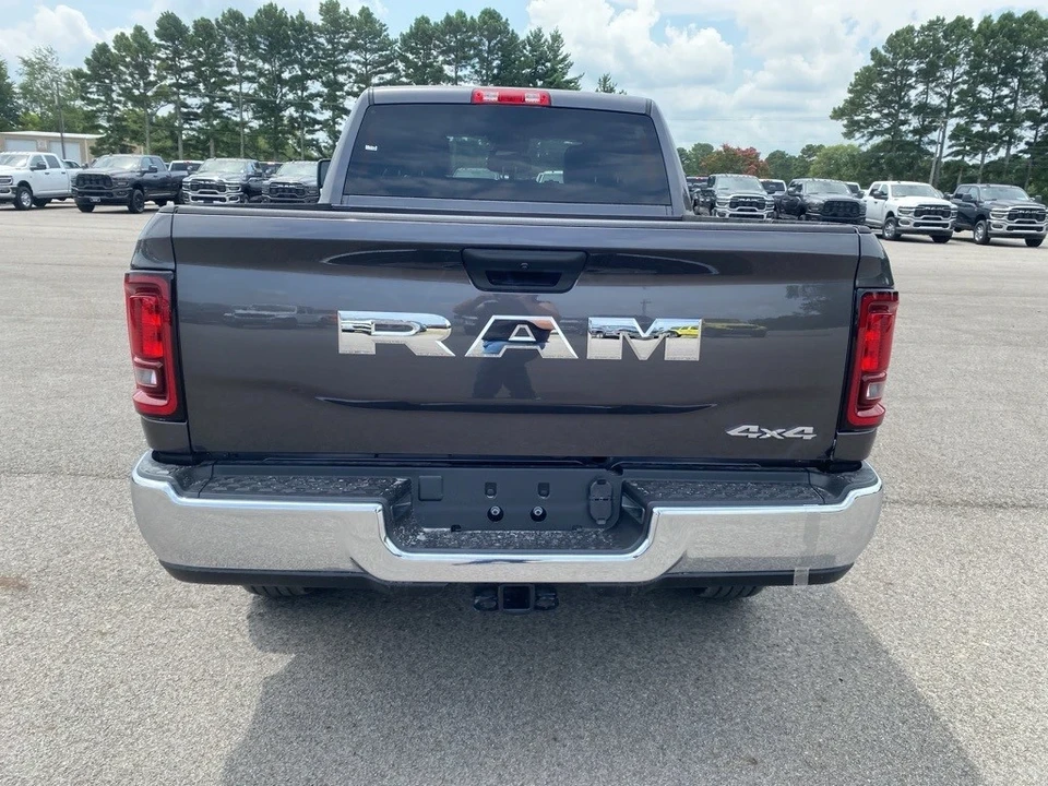 2025 Ram 2500 - Image 6 of 12