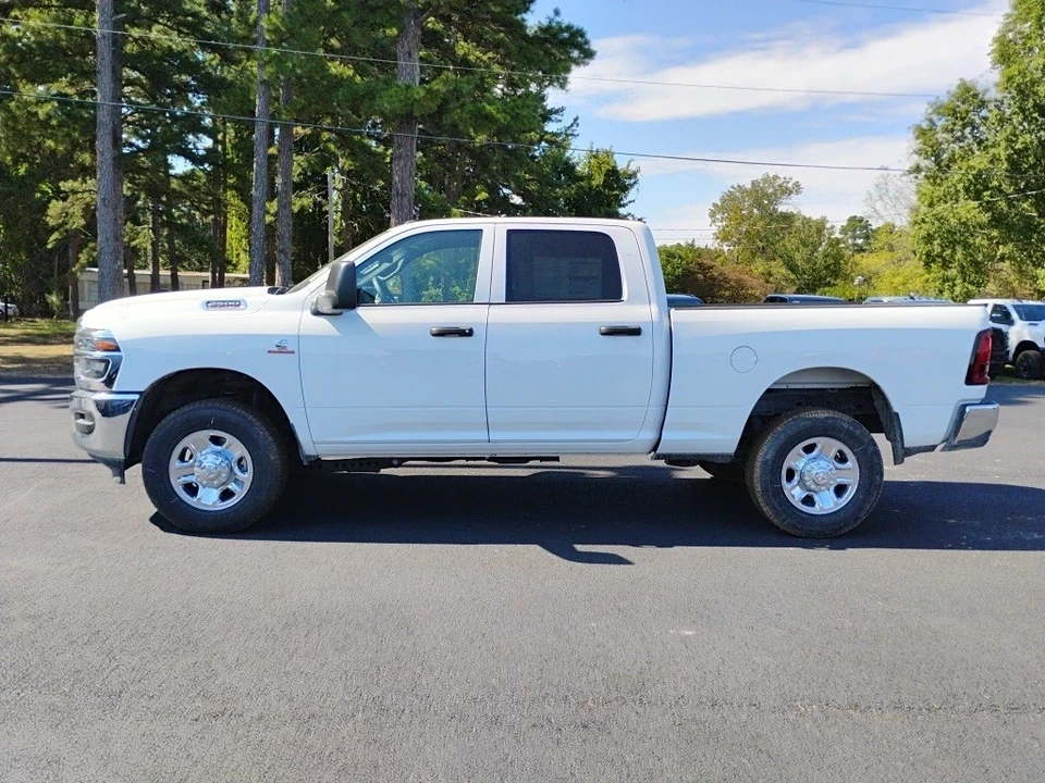2025 Ram 2500 - Image 8 of 12