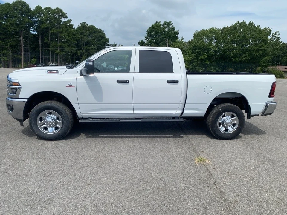 2025 Ram 2500 - Image 8 of 12