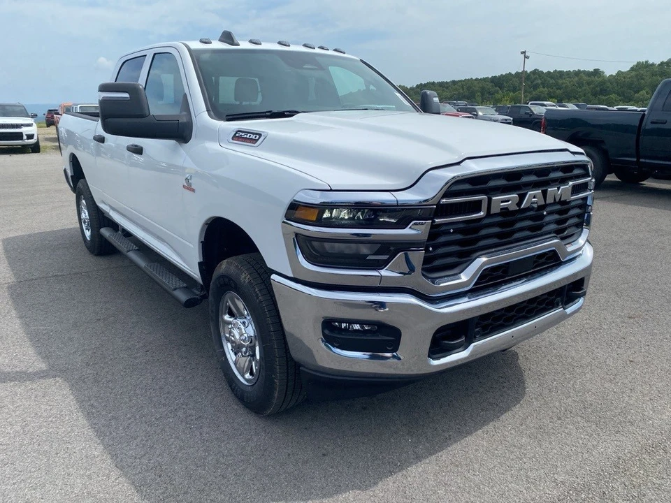 2025 Ram 2500 - Image 3 of 12