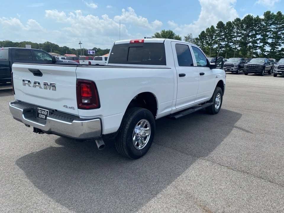 2025 Ram 2500 - Image 5 of 12