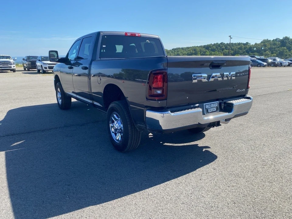 2025 Ram 2500 - Image 7 of 12