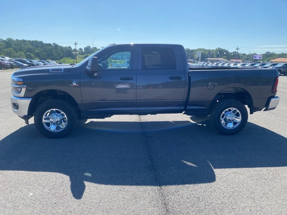 2025 Ram 2500 - Image 8 of 12