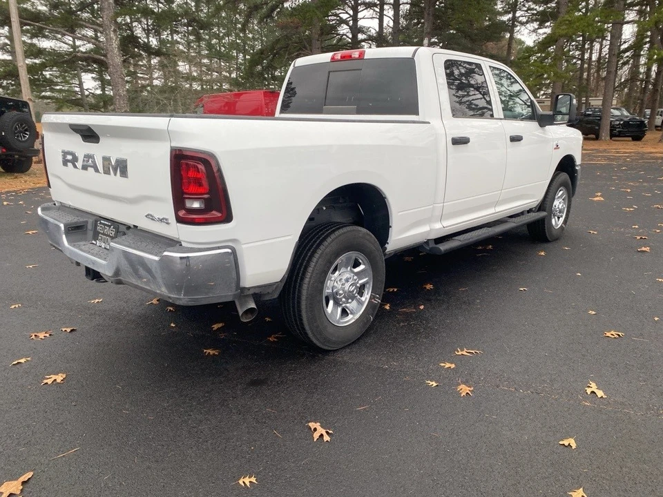 2025 Ram 2500 - Image 5 of 12