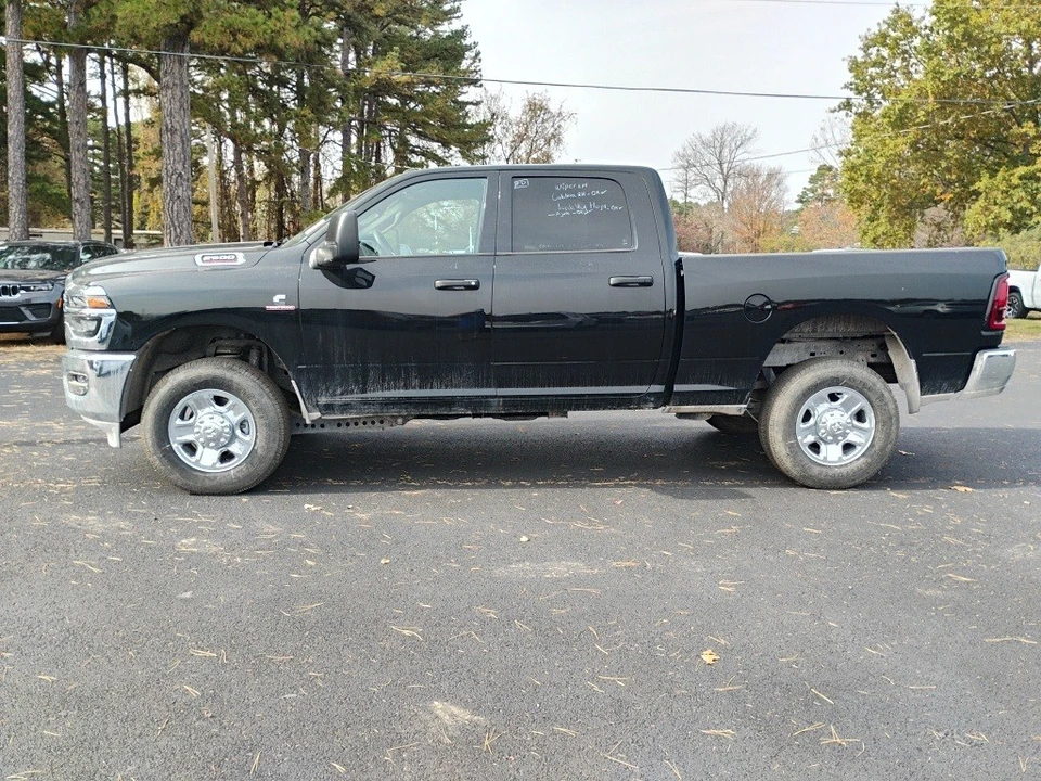 2025 Ram 2500 - Image 8 of 12