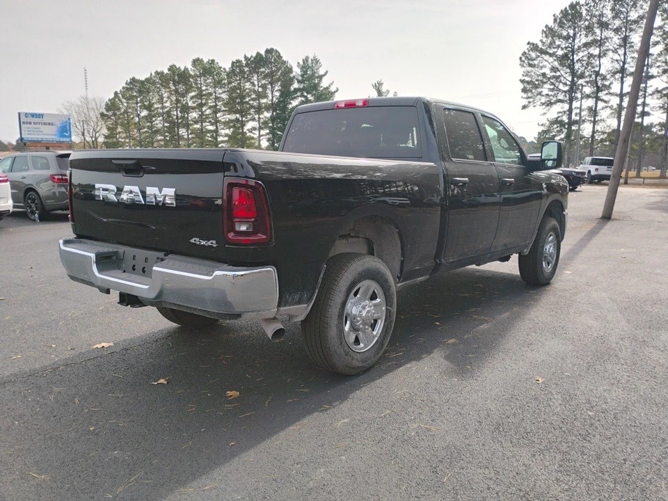 2025 Ram 2500 - Image 5 of 12