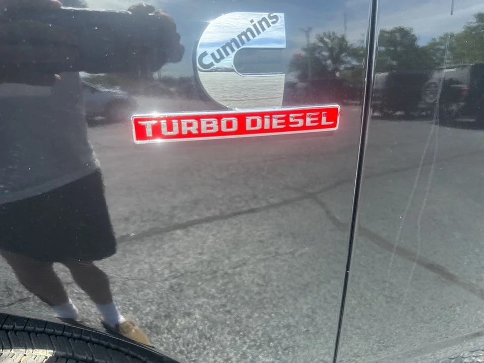 2025 Ram 2500 - Image 12 of 24