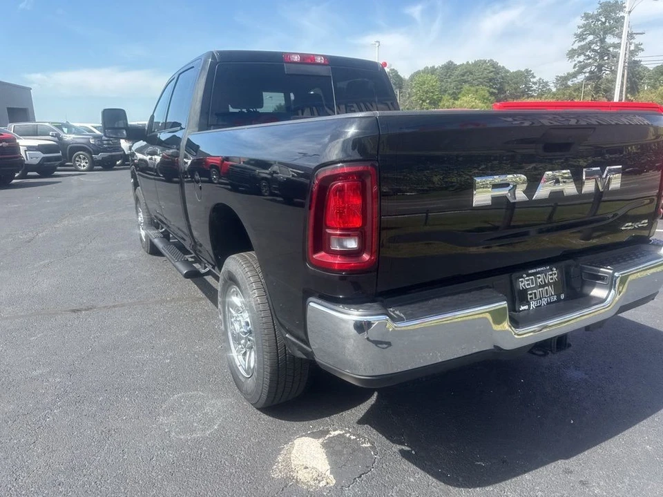 2025 Ram 2500 - Image 8 of 24