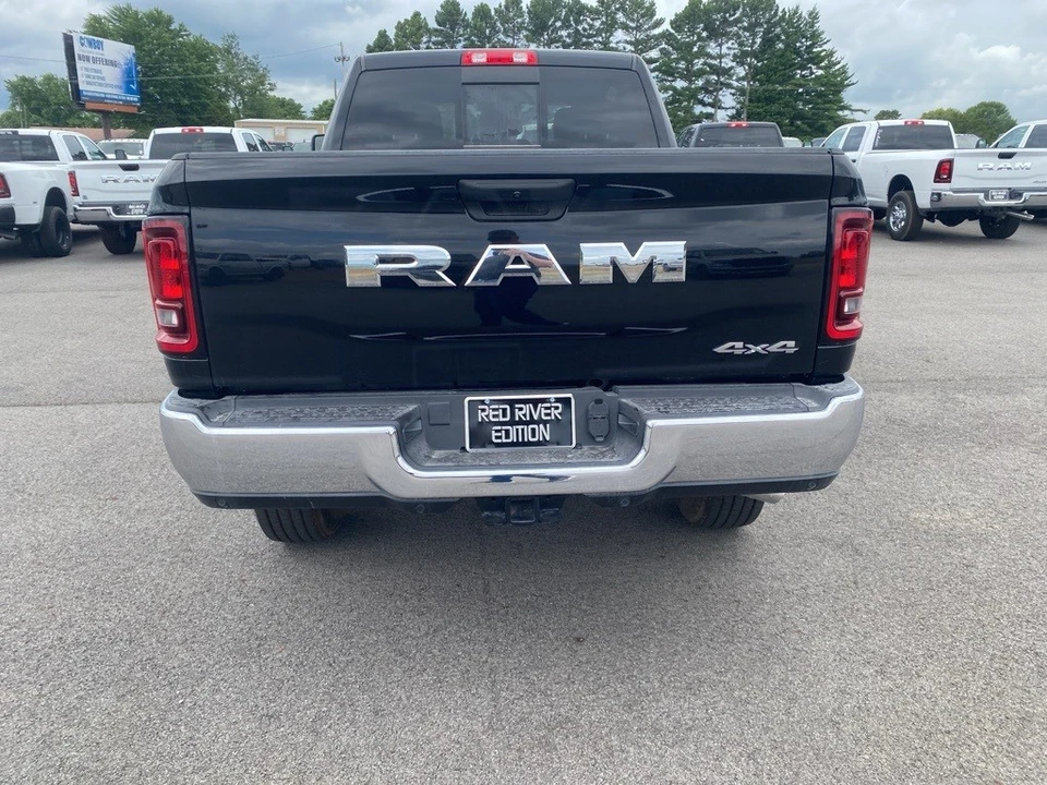 2025 Ram 2500 - Image 6 of 12