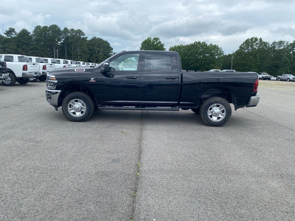 2025 Ram 2500 - Image 8 of 12