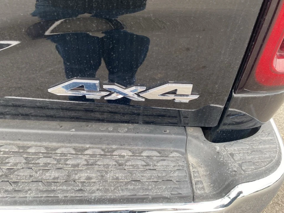 2025 Ram 2500 - Image 11 of 12