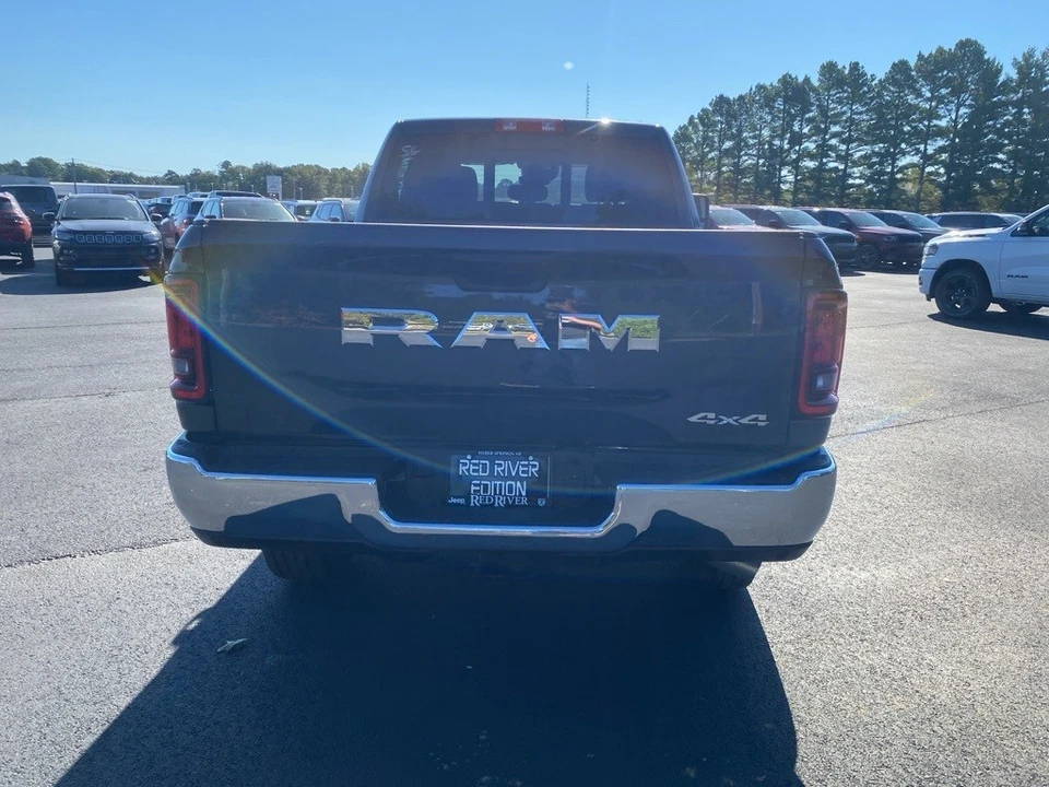 2025 Ram 2500 - Image 6 of 12