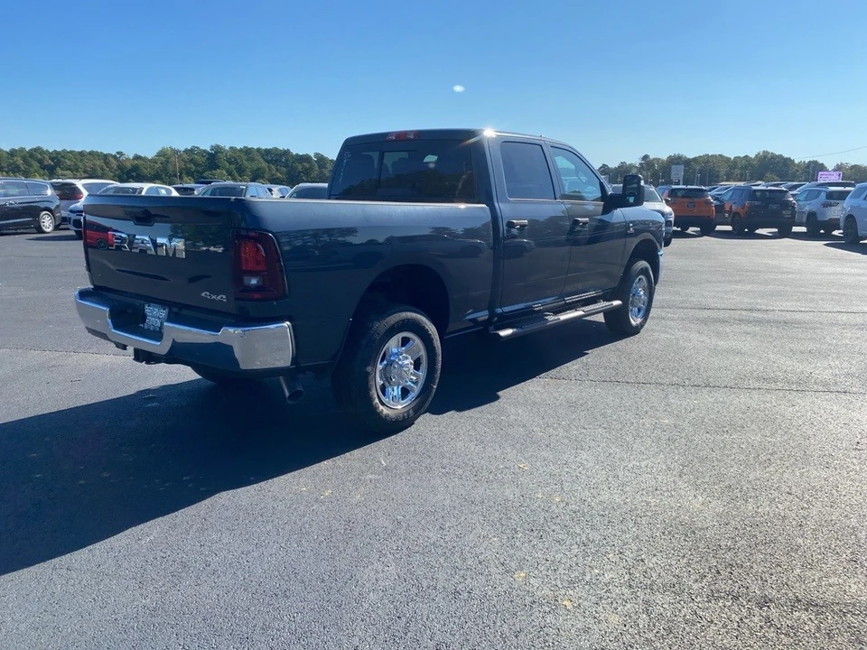 2025 Ram 2500 - Image 5 of 12