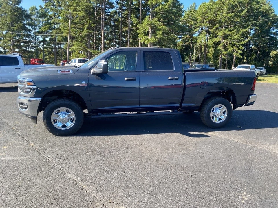 2025 Ram 2500 - Image 8 of 12