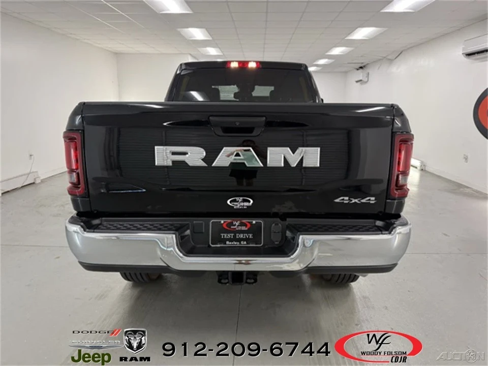 2025 Ram 2500 - Image 7 of 12