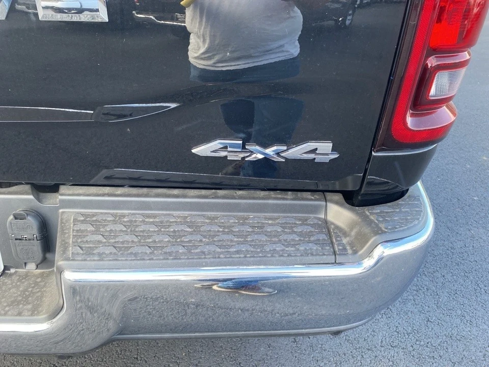 2025 Ram 2500 - Image 12 of 12