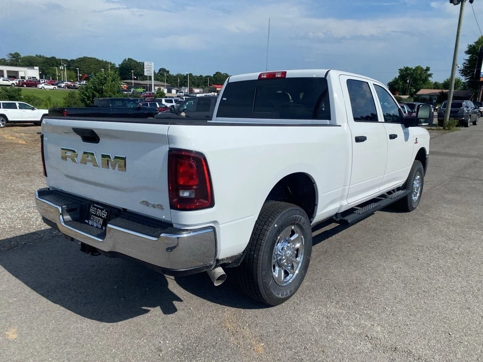 2025 Ram 2500 - Image 5 of 12