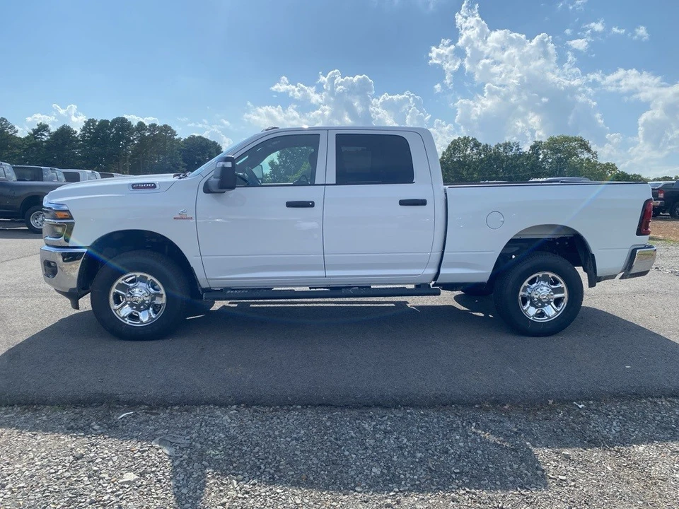 2025 Ram 2500 - Image 8 of 12