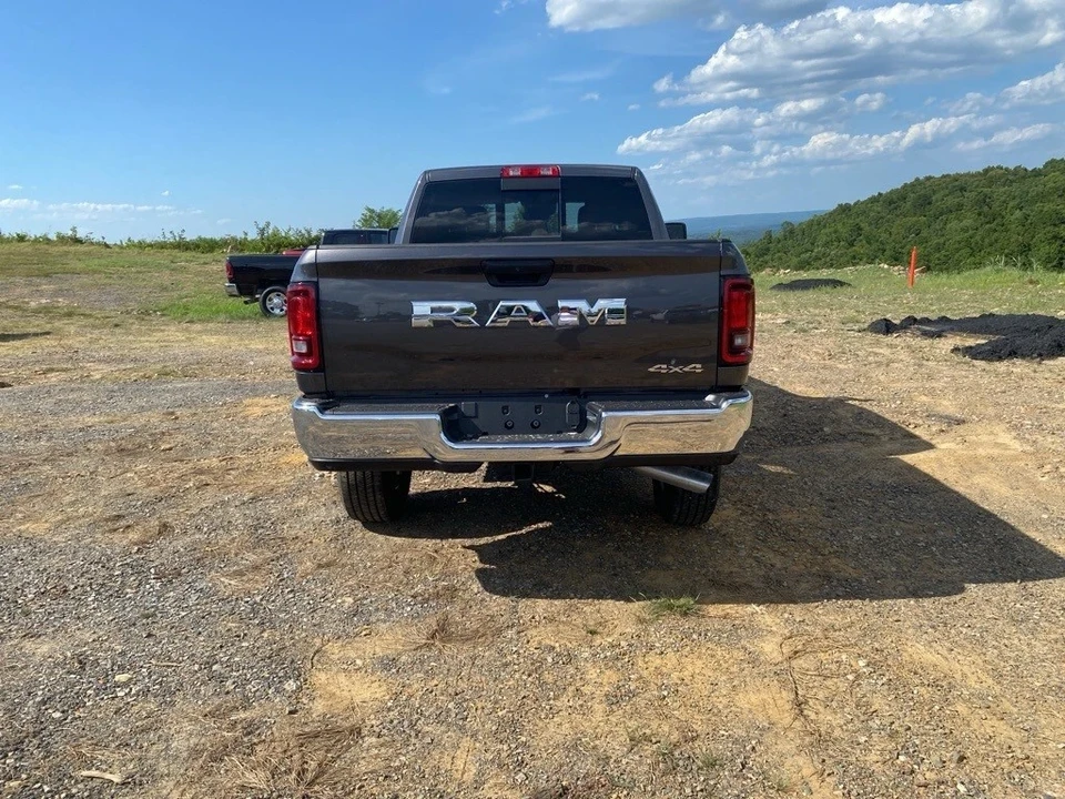 2025 Ram 2500 - Image 6 of 12