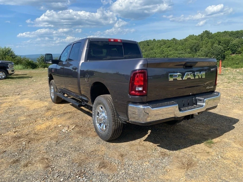 2025 Ram 2500 - Image 7 of 12