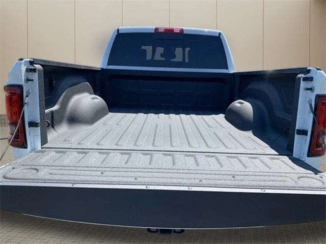 2025 Ram 2500 - Image 14 of 21