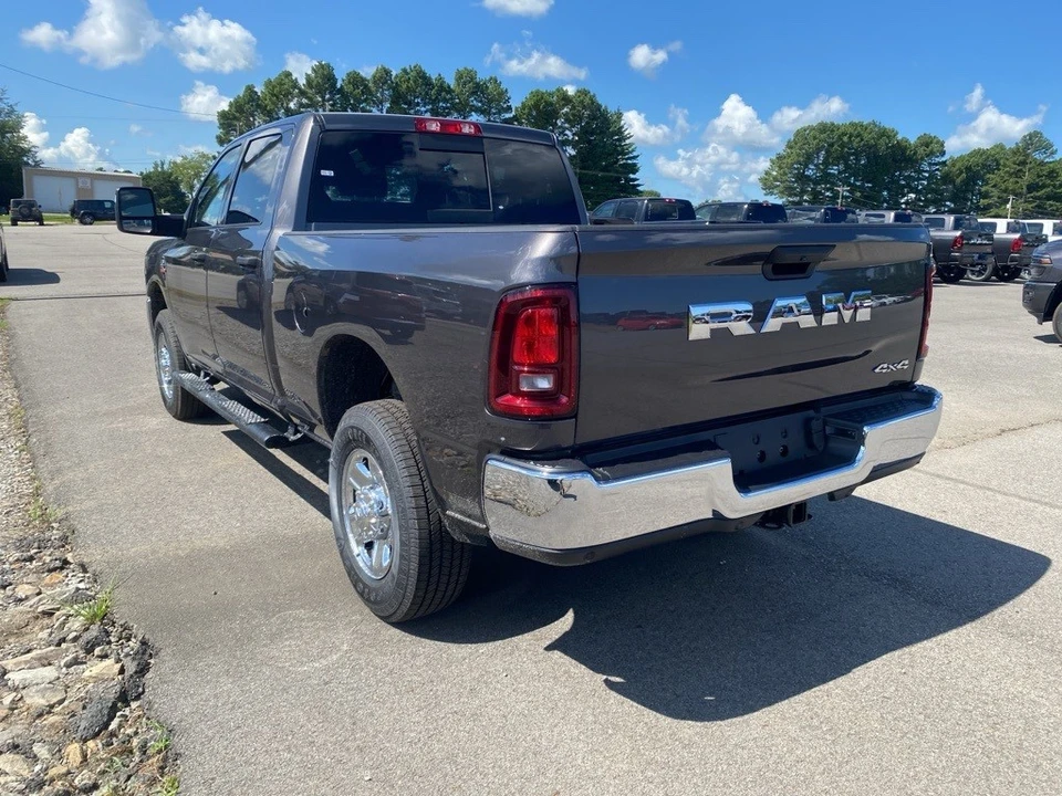 2025 Ram 2500 - Image 7 of 12