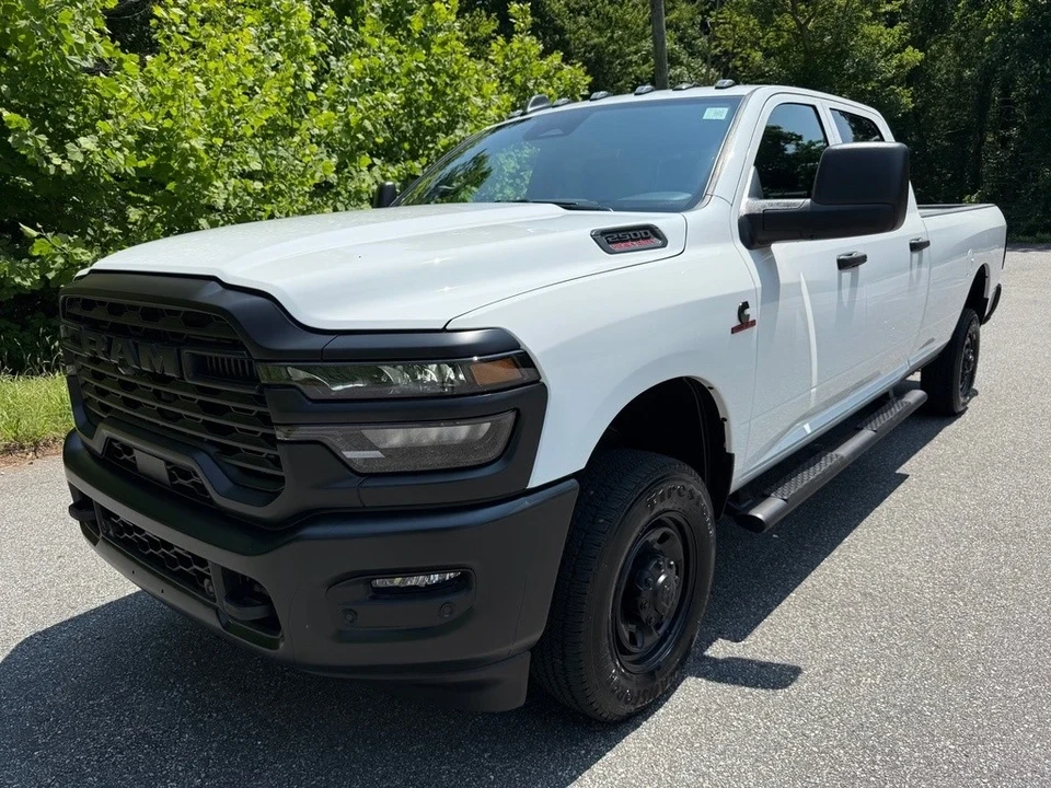 2025 Ram 2500 - Image 3 of 21