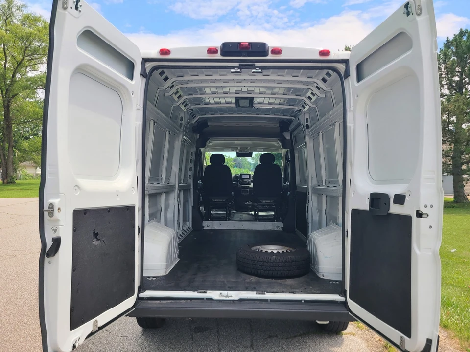 2025 Ram 2500 - Image 20 of 26