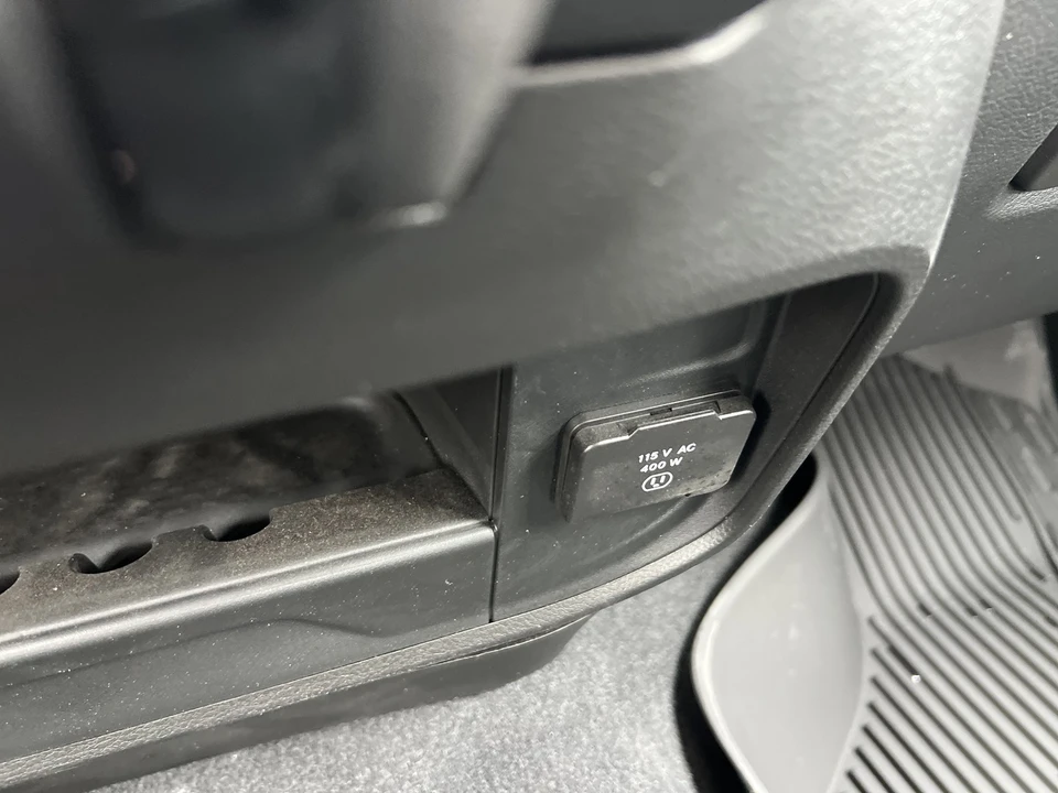 2025 Ram 2500 - Image 21 of 29