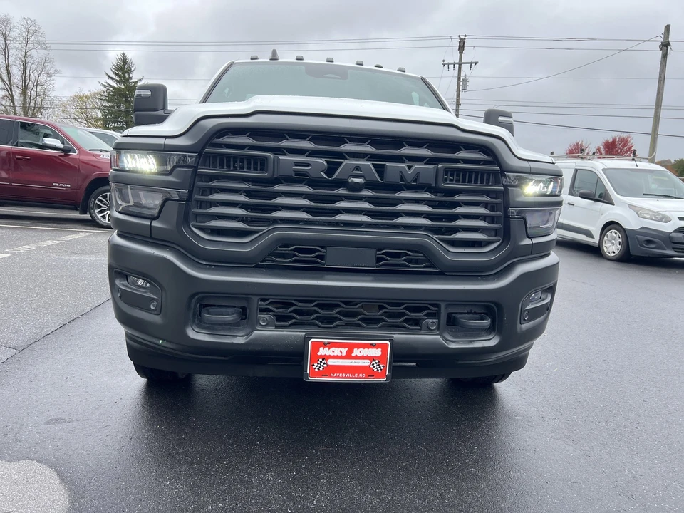 2025 Ram 2500 - Image 5 of 29