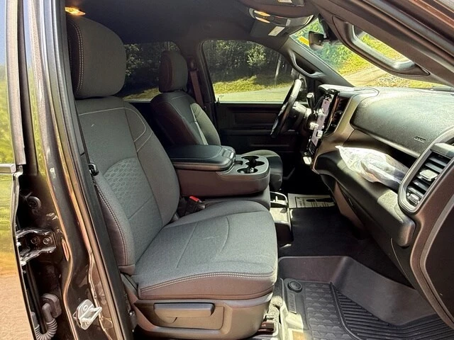 2025 Ram 2500 - Image 16 of 26