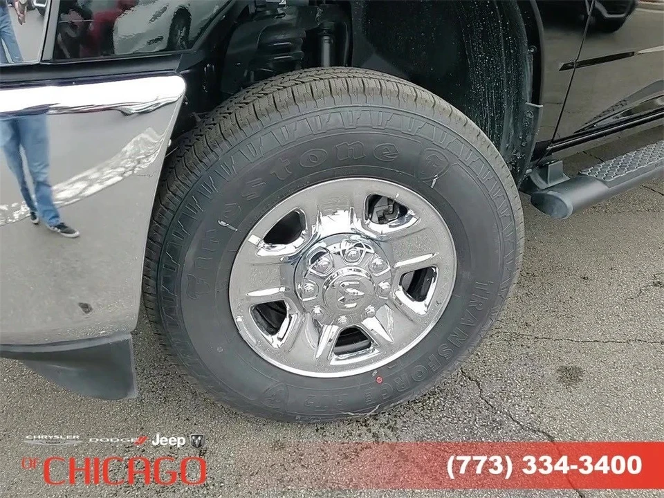 2025 Ram 2500 - Image 9 of 12