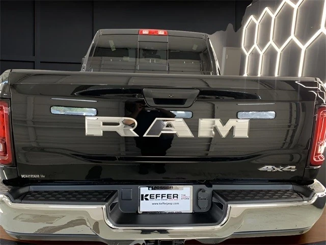 2025 Ram 2500 - Image 4 of 21