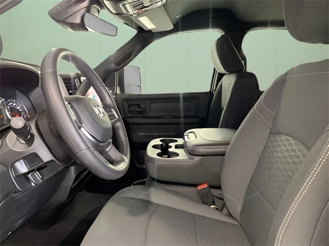 2025 Ram 2500 - Image 18 of 21