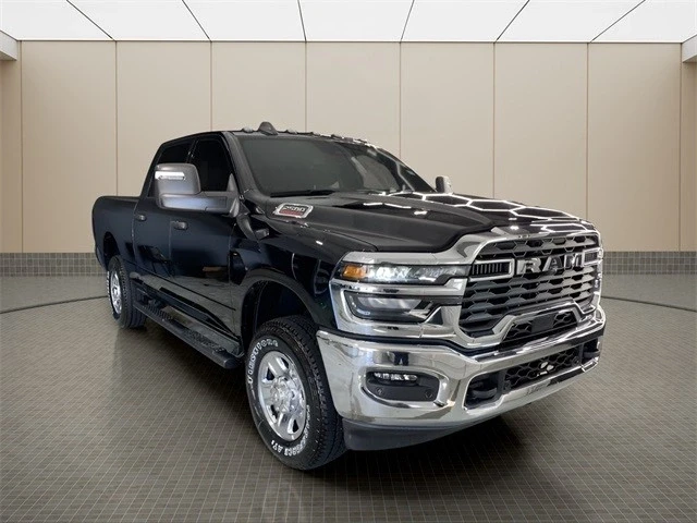 2025 Ram 2500 - Image 7 of 12