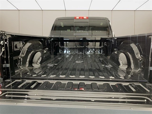 2025 Ram 2500 - Image 14 of 21