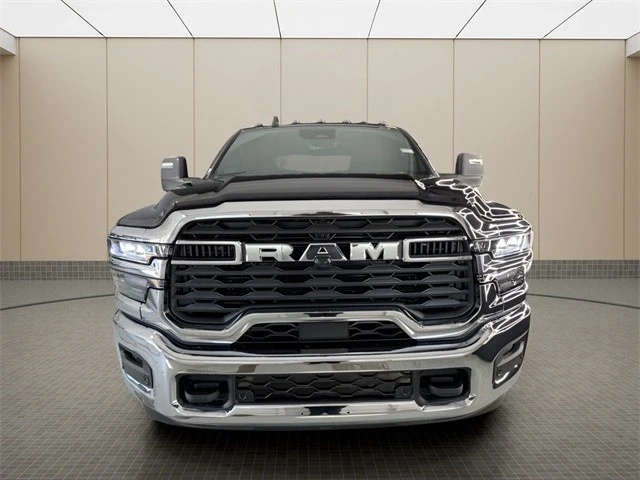 2025 Ram 2500 - Image 8 of 12