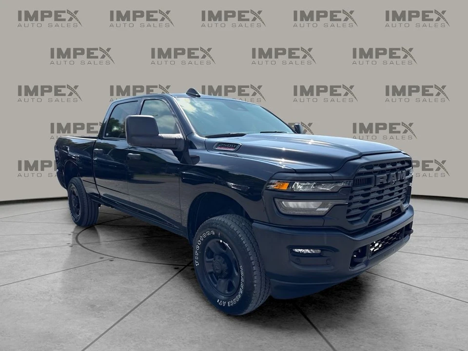2025 Ram 2500 - Image 7 of 31